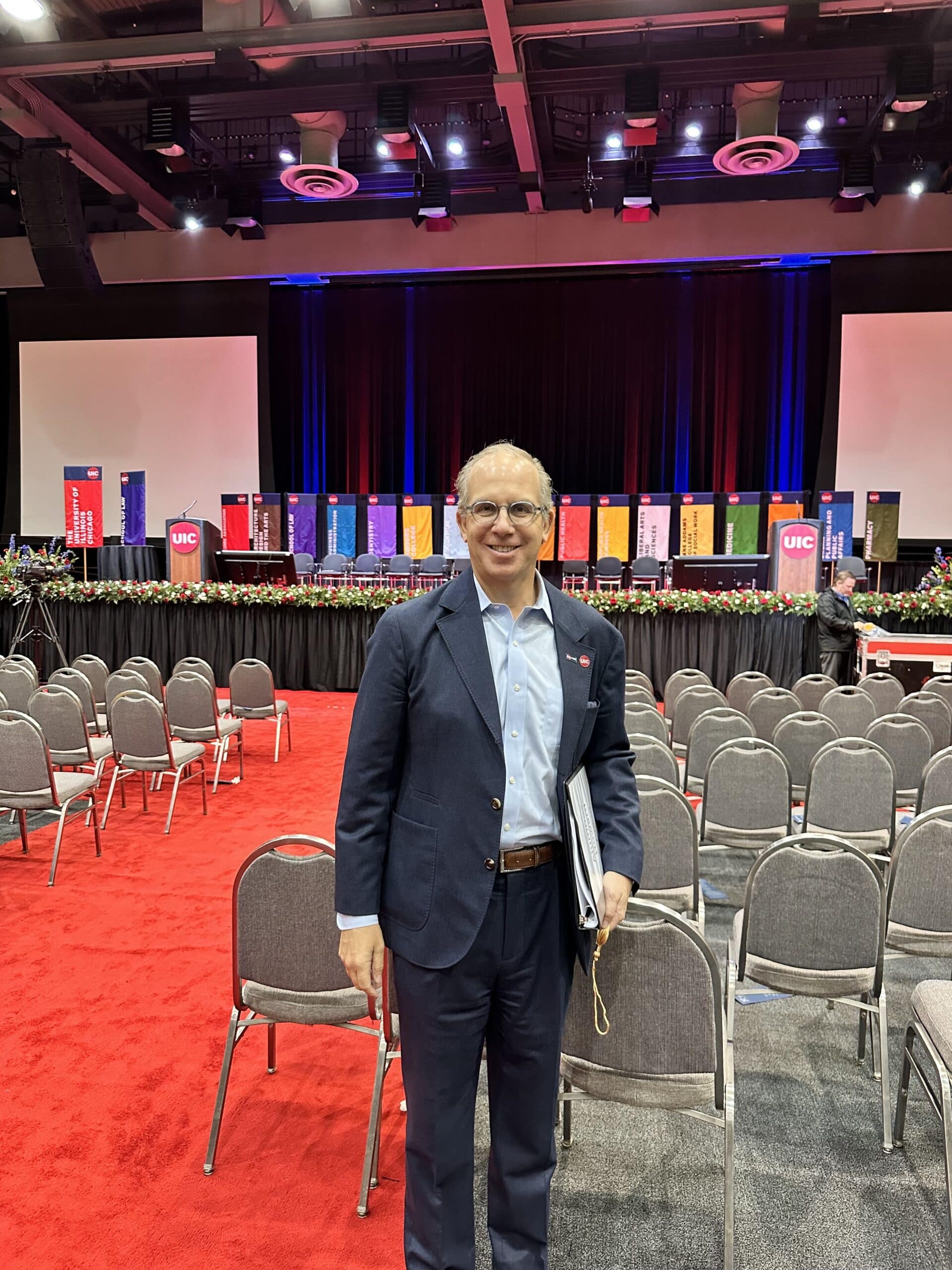 Howard ready to give commencement speech at UIC