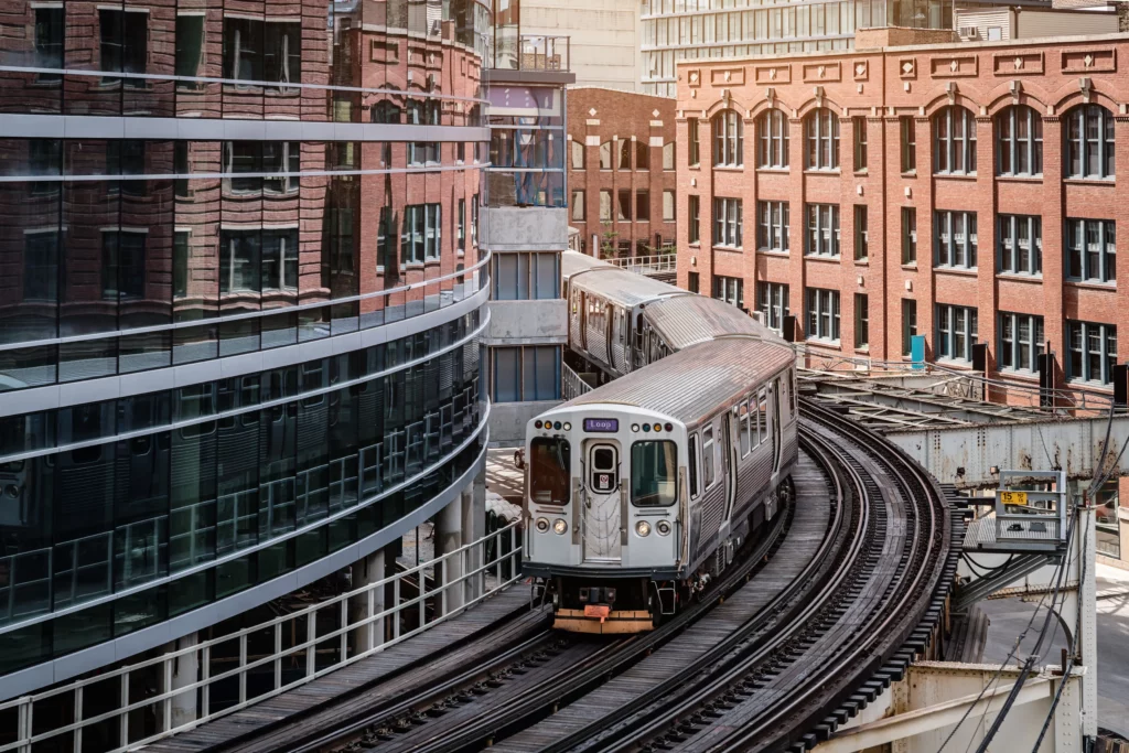 Des Plaines, IL - Man Hit & Killed By Metra NW Line Train - Ankin Law