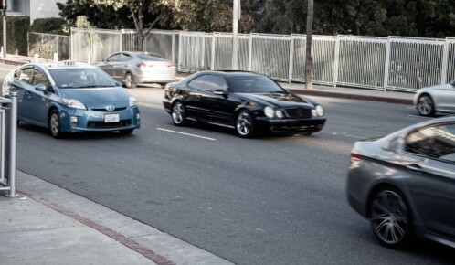 4 Injured in 3-Vehicle Crash on S King Dr